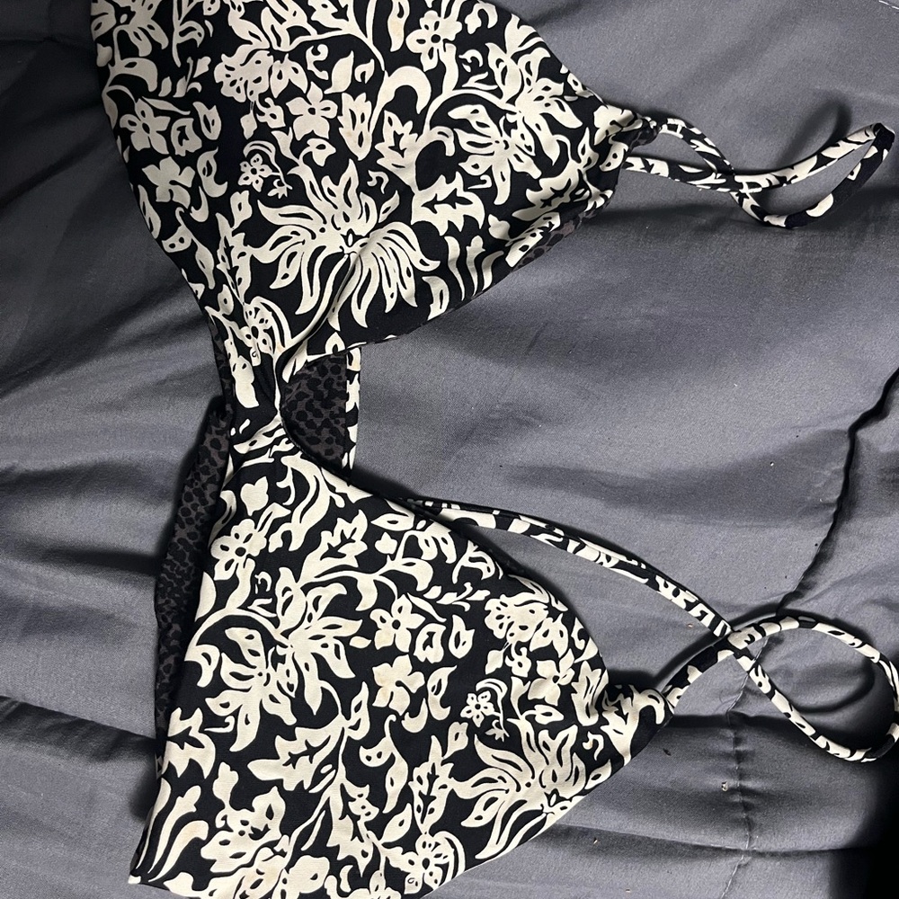 Acacia Top